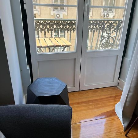 Suite No Chiado Baixa De Lisboa - Em Apartamento Partilhado المظهر الخارجي الصورة